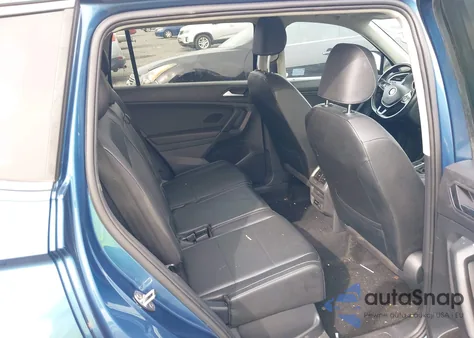 2019 Volkswagen Tiguan 2.0T Se/2.0T Sel/2.0T Sel R-Line/2.0T Sel R-Line Black z USA, uszkodzony, nr VIN 3VV2B7AXXKM185389